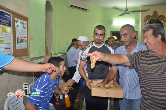    فيديو: كفرقاسم تودع حُجاجها  بحضور رئيس البلدية المحامي عادل بدير وطلاب ابن رشد يقدمون الهدايا للحجاج